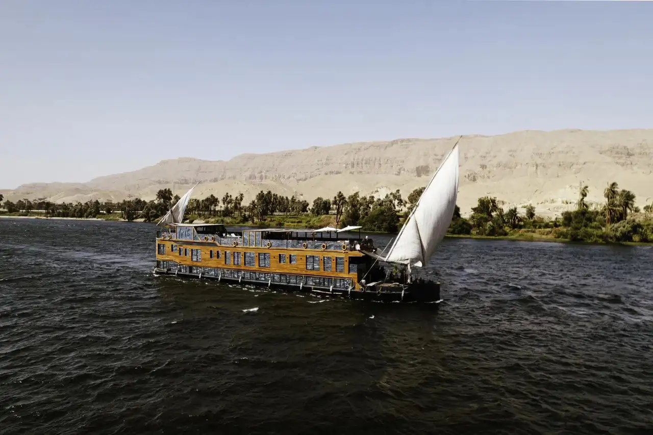 Iris Dahabiya Nile Cruise