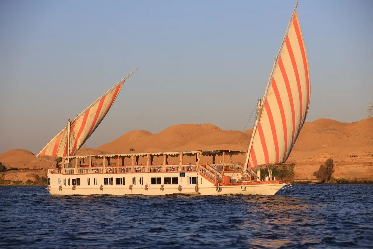 Nour El Din Dahabiya Nile Cruise