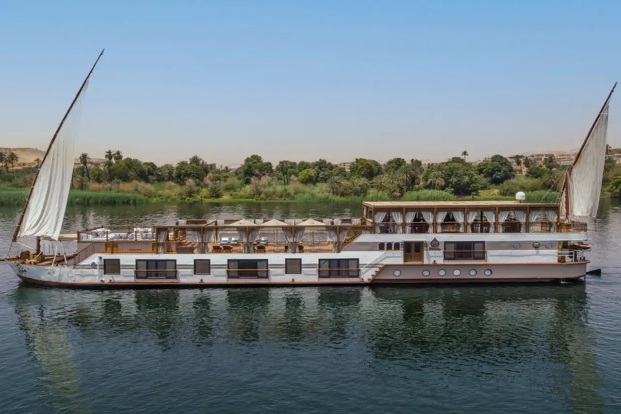 Jaz Molouky Dahabiya Nile Cruise